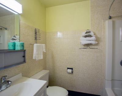 Budget Host Inn and Hotel